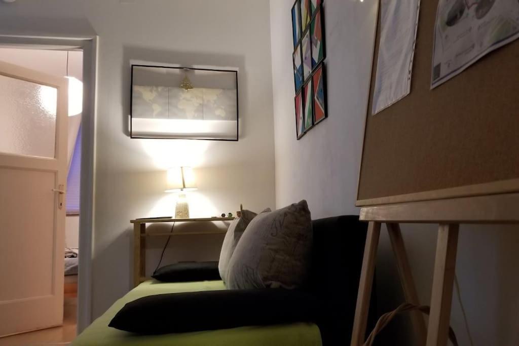 Appartement Atelier 12, Feeling Like An Artist! Promo Price à Belgrade Extérieur photo