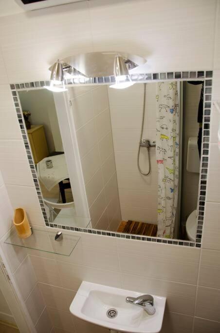 Appartement Atelier 12, Feeling Like An Artist! Promo Price à Belgrade Extérieur photo